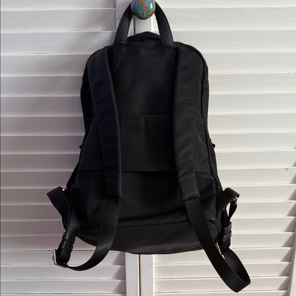 Tumi Backpack - Picture 7 of 10